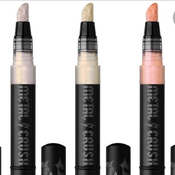 Kat Von D Highlighter - Picture 2 of 4